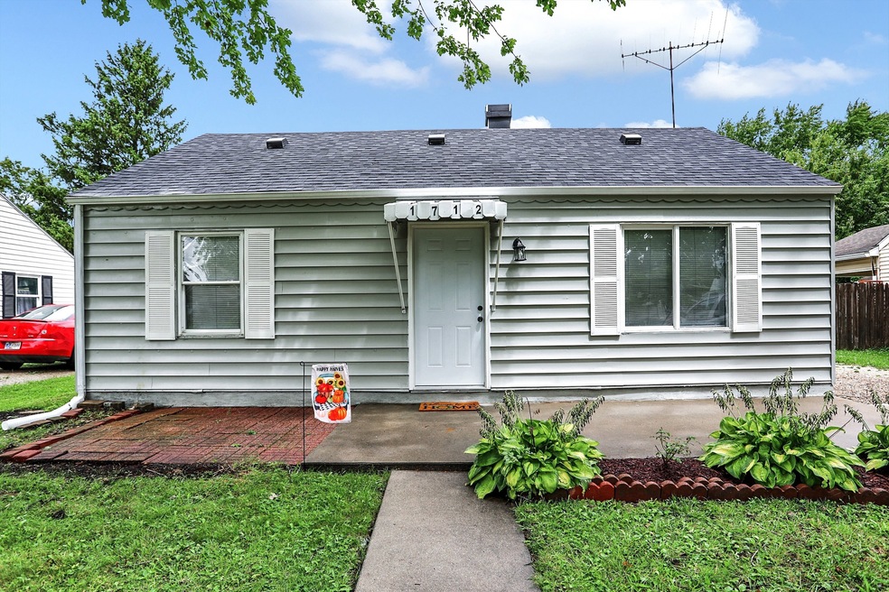 1712 E 25th St, Muncie, IN 47302 - photo 1