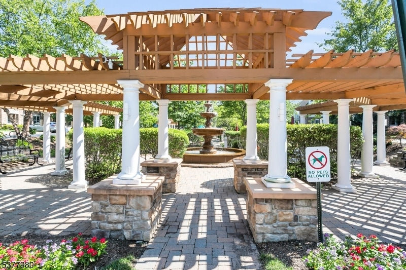 Sold $425,000 • Co-Listing Agent