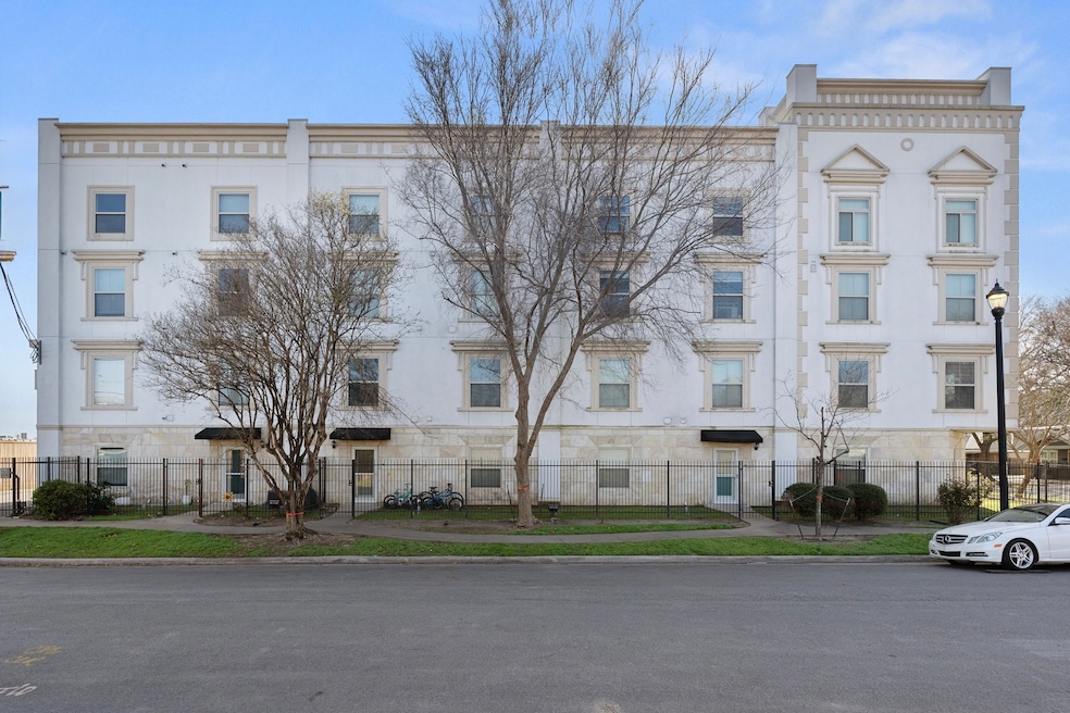 Come and see this condo today!