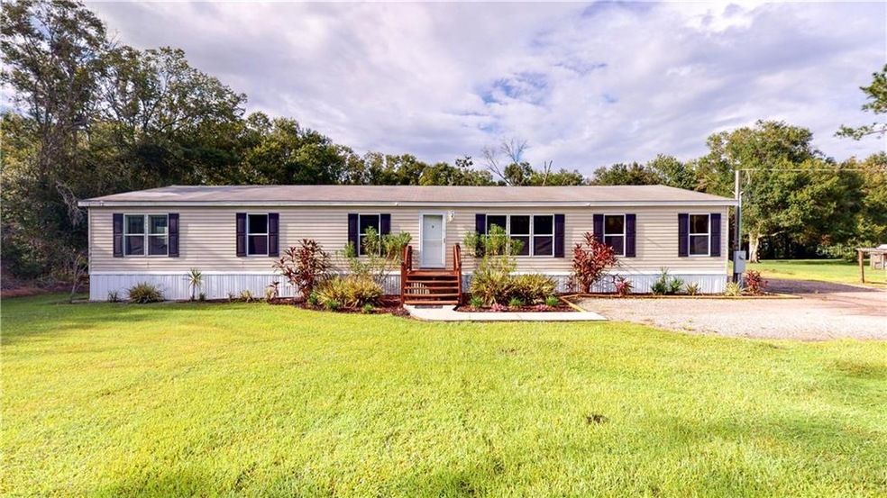 10124 E Sligh Ave, Tampa, FL 33610 - photo 1