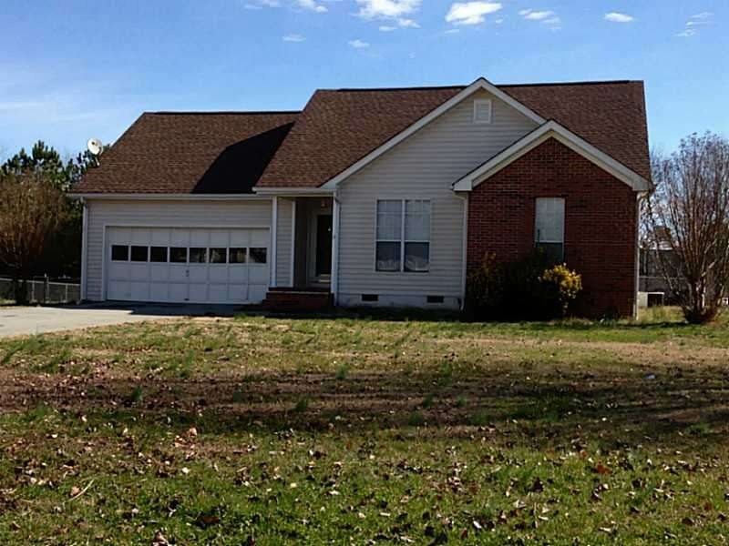 253 Moss Creek Dr NE, Calhoun, GA 30701 - photo 1