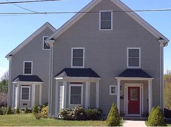 378 Washington St unit 378, Winchester, MA 01890 - photo 1