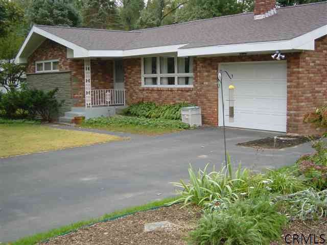 11 Barry Ct, Albany, NY 12211 - photo 1