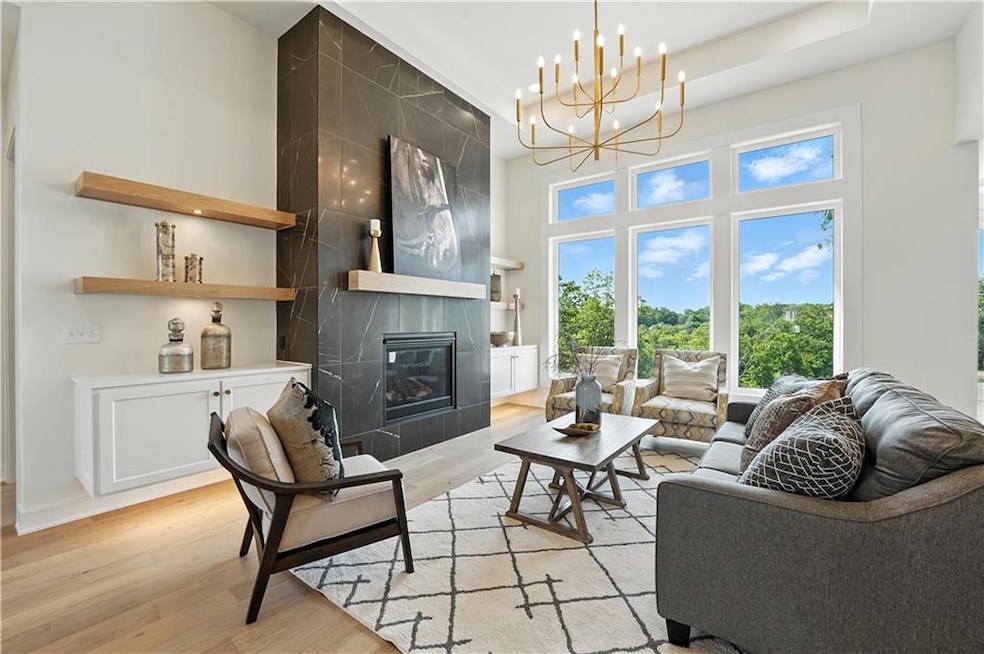 Pending $959,900