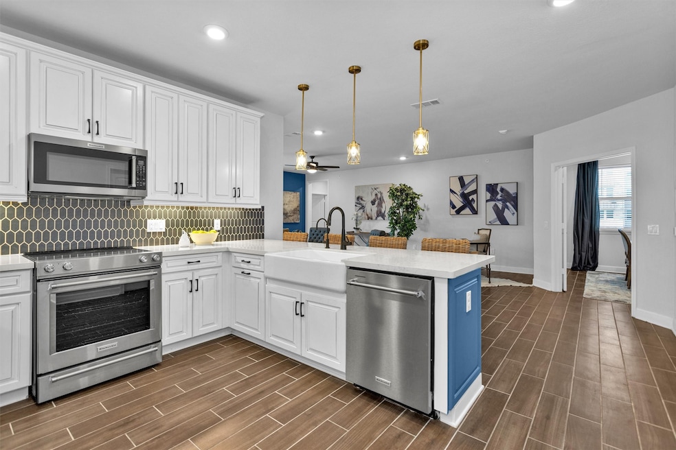 Gatherings at Westview unit 2207, Houston, TX 77055 - photo 1