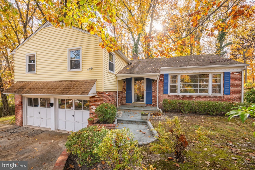 274 Radcliffe Rd, Wayne, PA 19087 - photo 1