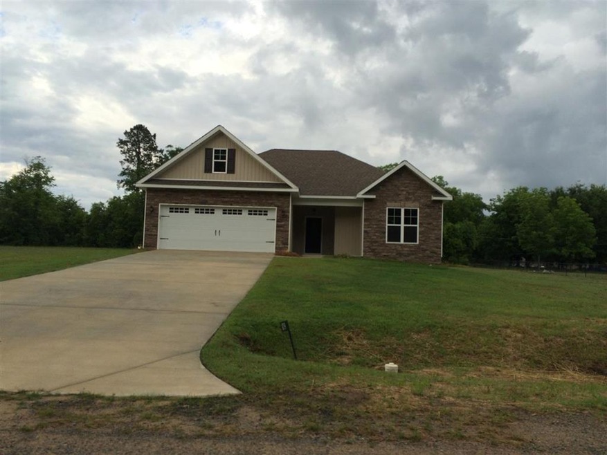 109 Limestone Landing, Cochran, GA 31014 - photo 1