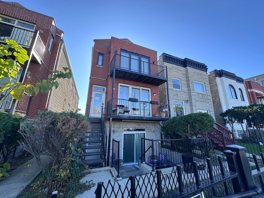 2711 W Congress Pkwy unit 3, Chicago, IL 60612 - photo 1