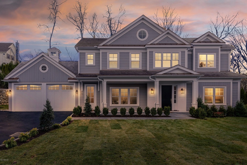 12 Lakeview Dr, Riverside, CT 06878 - photo 1