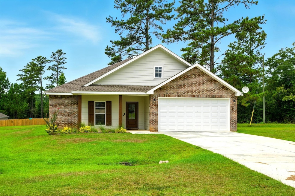 21 Charbonneau, Sumrall, MS 39482 - photo 1