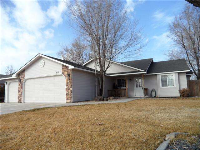 814 W Oakmont Ave, Nampa, ID 83686 - photo 1