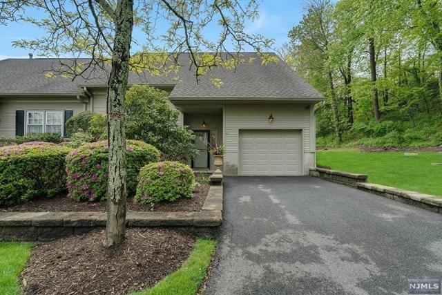 44 Allison Way, Emerson, NJ 07630 - photo 1