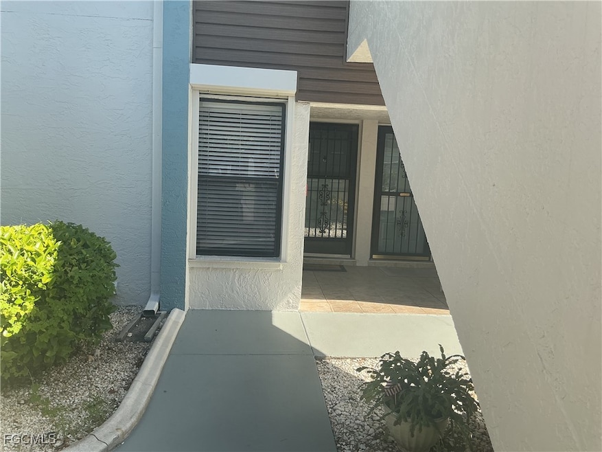 5770 Trailwinds Dr unit 213, Fort Myers, FL 33907 - photo 1