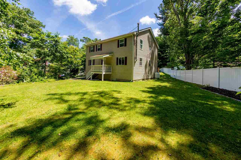 8 Summer St, Sandown, NH 03873 - photo 1