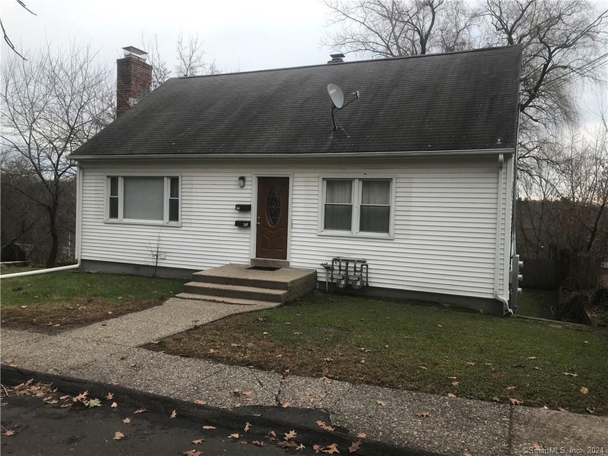 366 Dayton Rd unit 368, Bridgeport, CT 06606 - photo 1