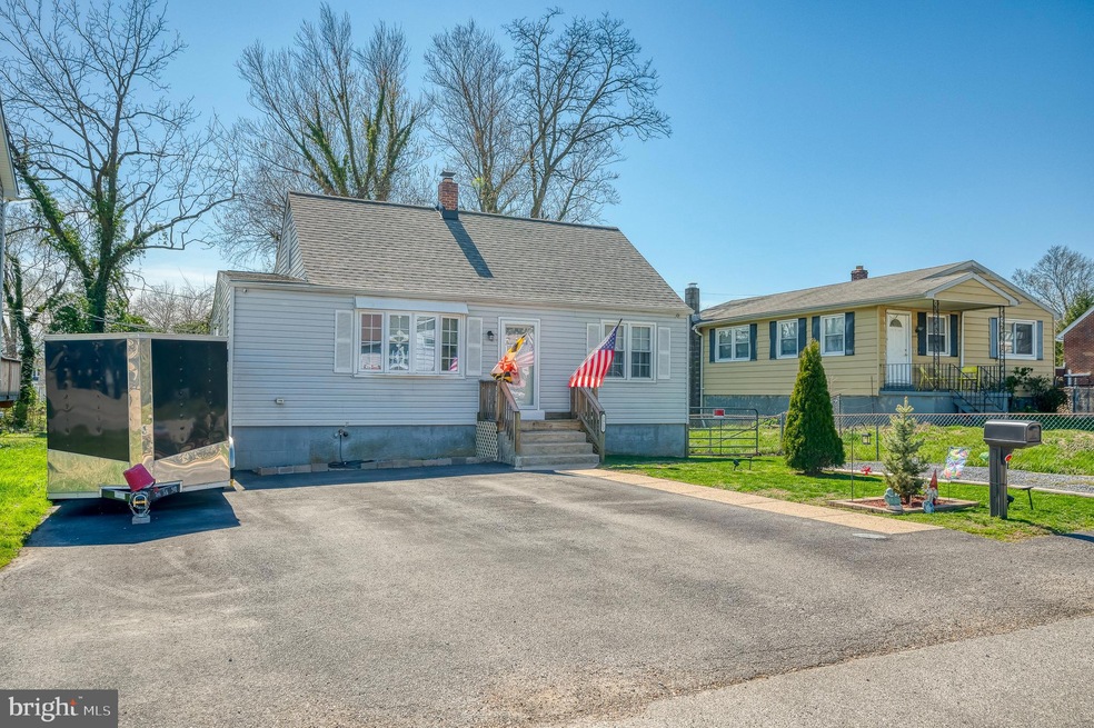 2923 Illinois Ave, Halethorpe, MD 21227 - photo 1