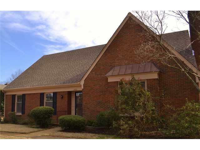 Traditional brick home on the Germantown Country C
