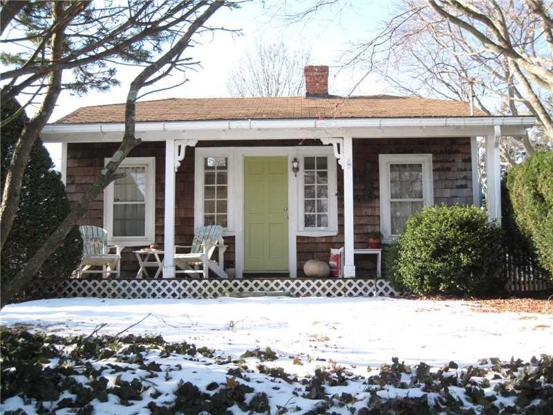 114 Islington Ave, Portsmouth, RI 02871 - photo 1