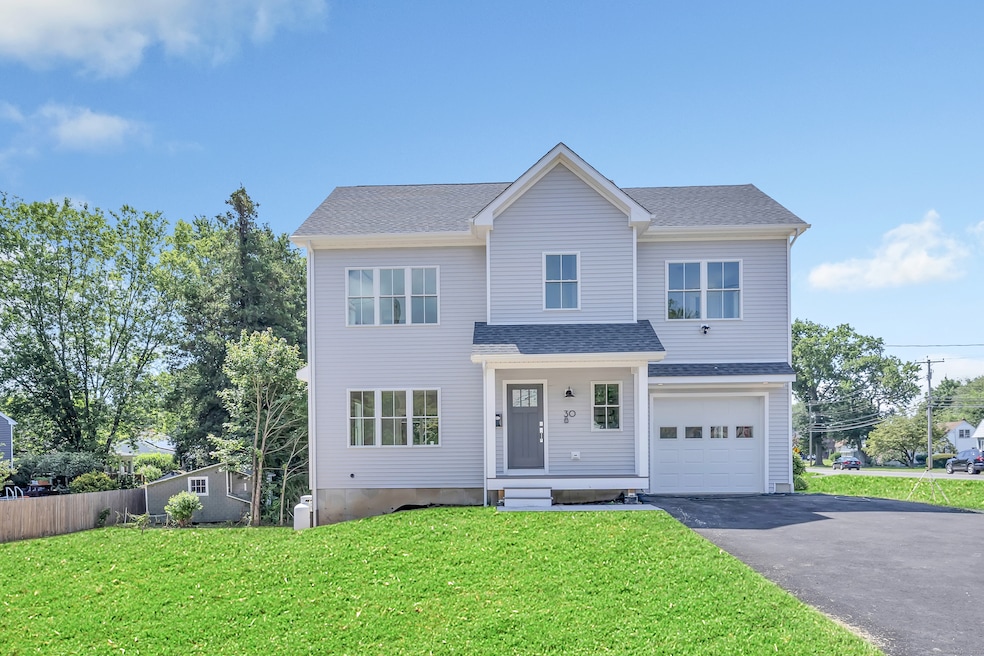 30 Bayberry Ln, Stratford, CT 06614 - photo 1