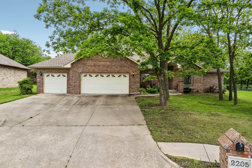 2205 S 113th West Ct, Sapulpa, OK 74066 - photo 1