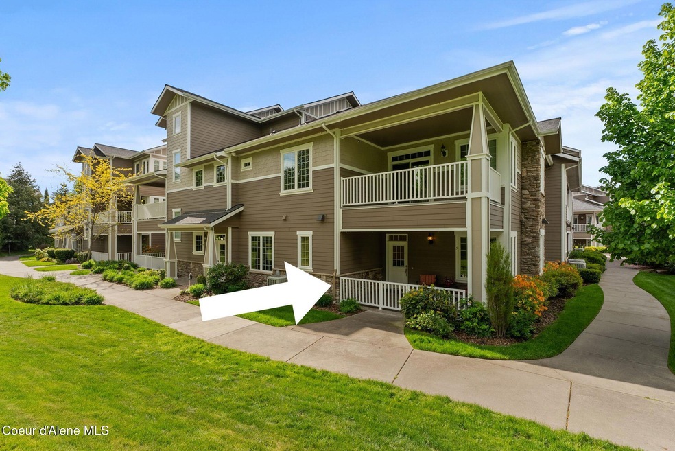 Condo Front with Arrow for MLS