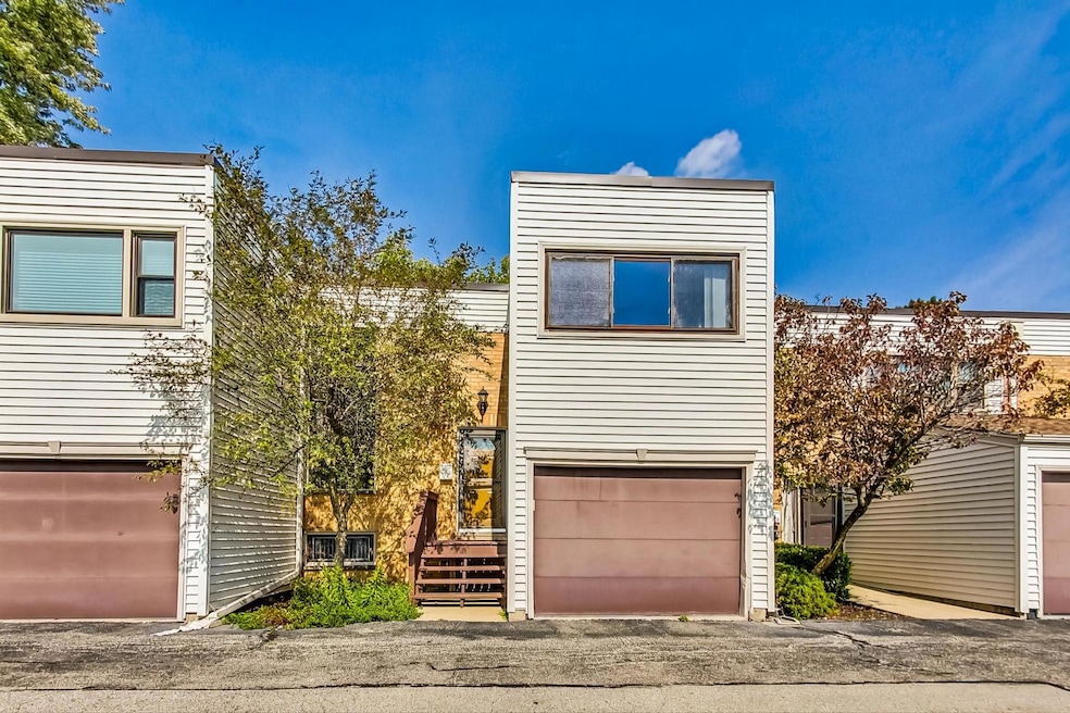 Sold $324,990 • Co-Listing Agent