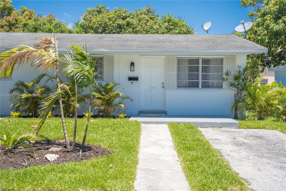 1313 NE 118th St unit 1313, Miami, FL 33161 - photo 1