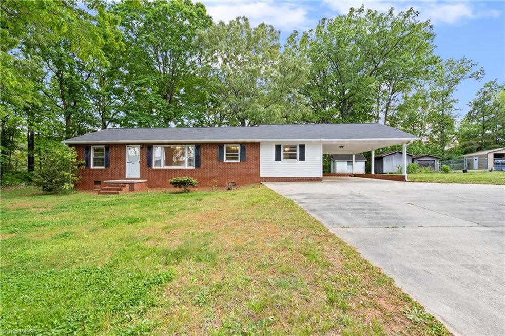 227 Oakgrove Rd, Asheboro, NC 27205 - photo 1