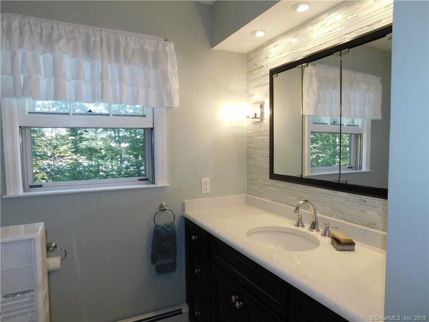 40 Midland Rd, Trumbull, CT 06611 - photo 1