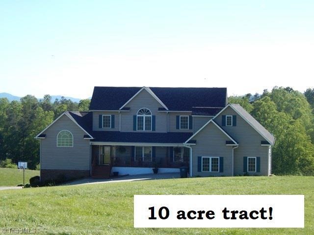 405 Hawk's Nest Trail, Purlear, NC 28665 - photo 1