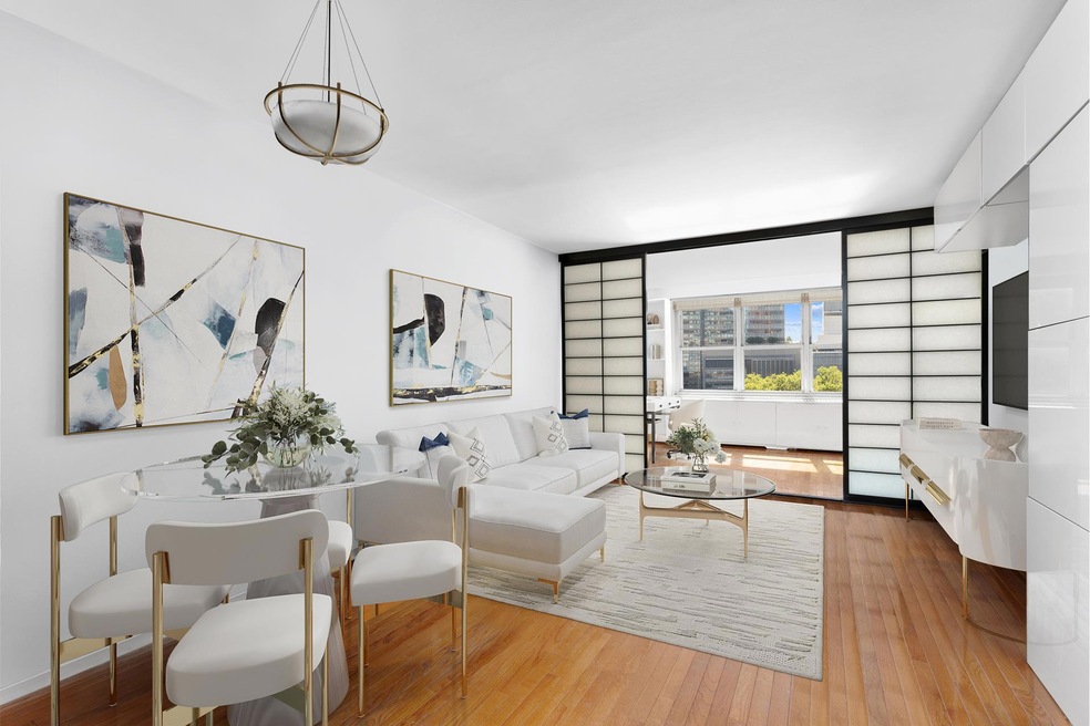 Riverview East unit 8D, New York, NY 10016 - photo 1