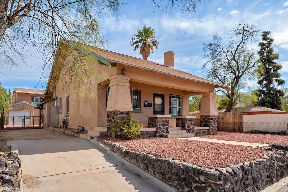 1220 Euclid Front House