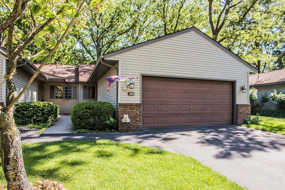 1263 Creekview