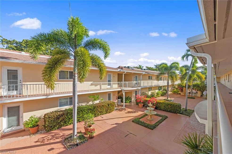 516 Broad Ave S, Naples, FL 34102 - photo 1