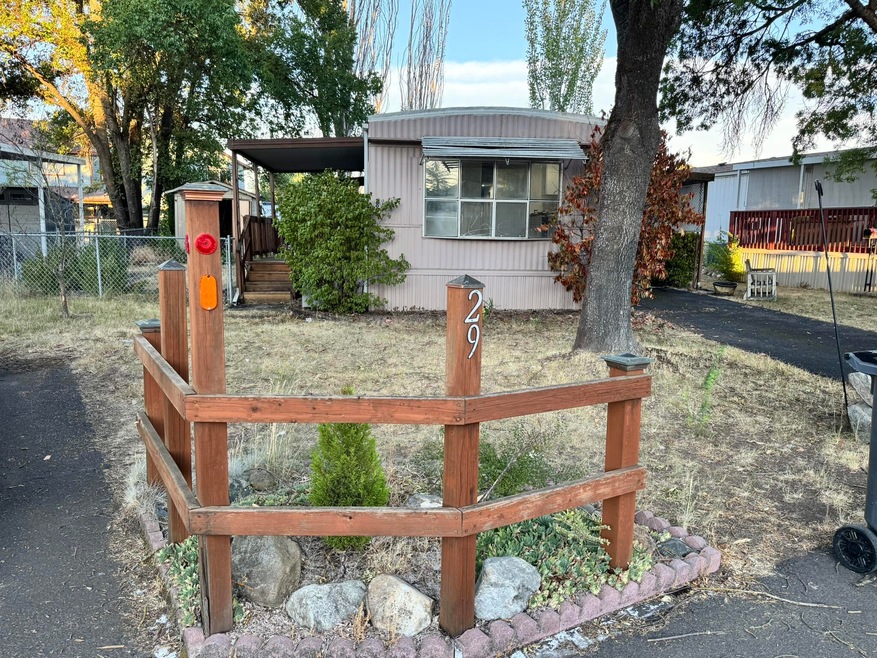 6850 Downing Rd unit SPC 29, Central Point, OR 97502 - photo 1