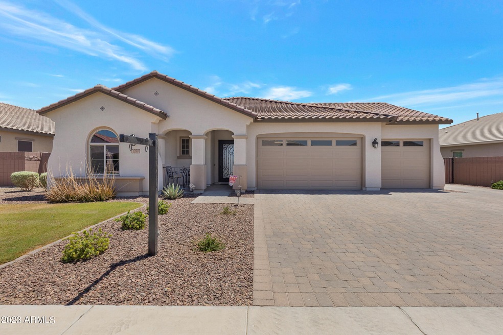 1059 W Pagoda Ave, San Tan Valley, AZ 85140 - photo 1