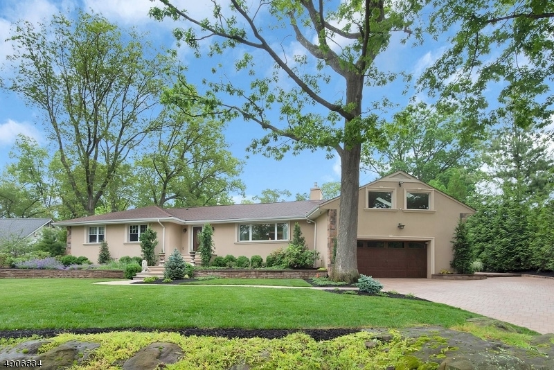 30 Notch Park Rd, Little Falls, NJ 07424 - photo 1