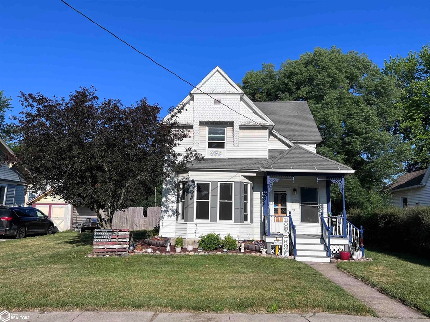 120 S Jackson St, Osceola, IA 50213 - photo 1