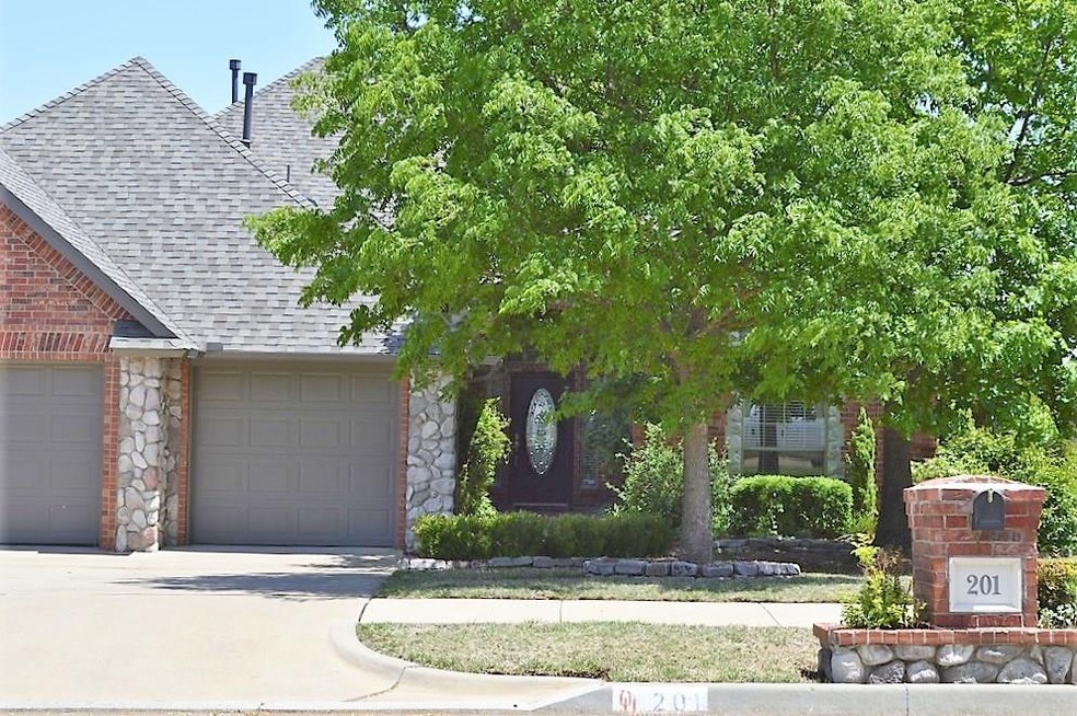 201 Summit Ridge Court