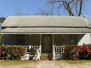 713 Peachtree St E, Douglas, GA 31533 - photo 1