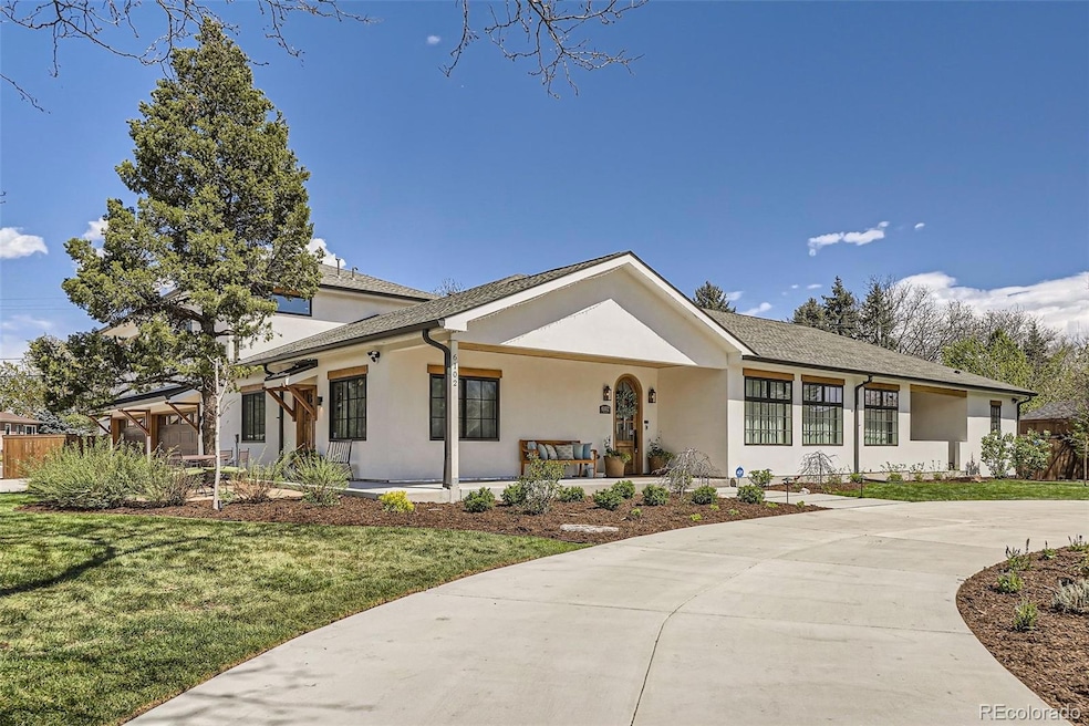 Sold $2,469,000 • Co-Listing Agent