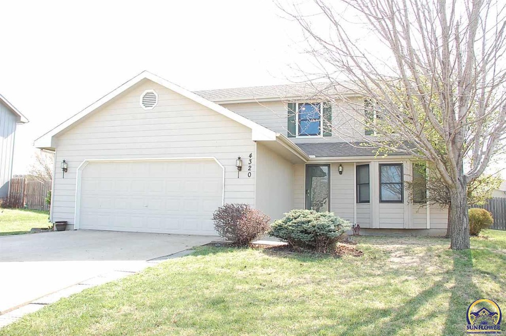 4320 SW Stone Ave, Topeka, KS 66610 - photo 1