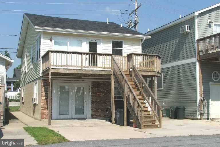 8233 Bayside Rd unit B, Chesapeake Beach, MD 20732 - photo 1