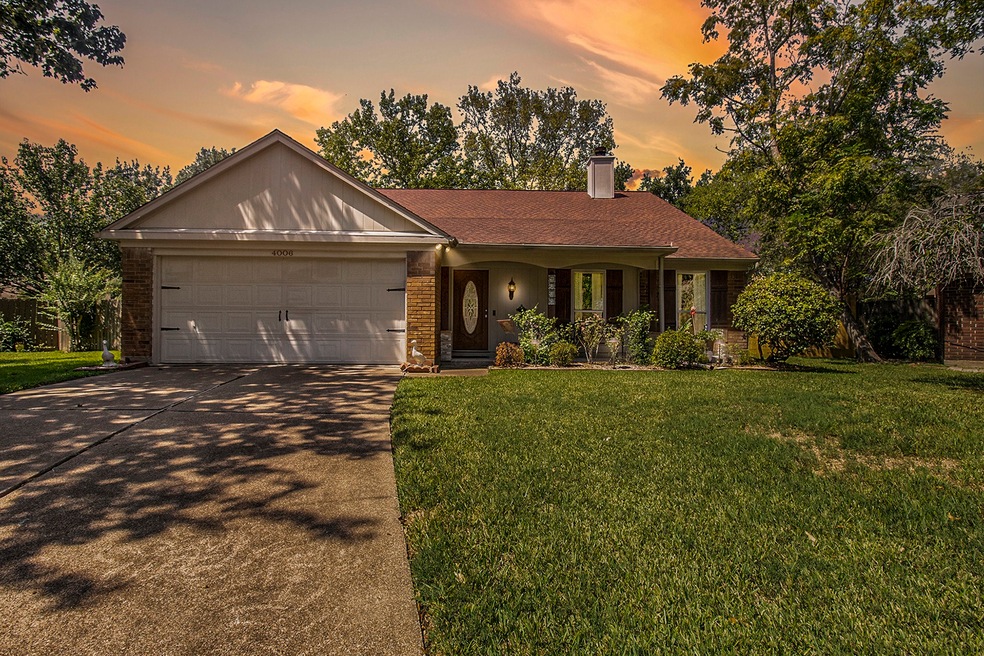 4006 Spring Brook Ct, Pearland, TX 77584 - photo 1