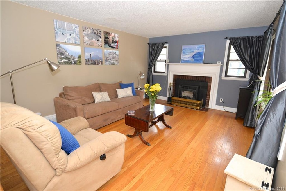 35 Reservoir Rd, Berlin, CT 06037 - photo 1