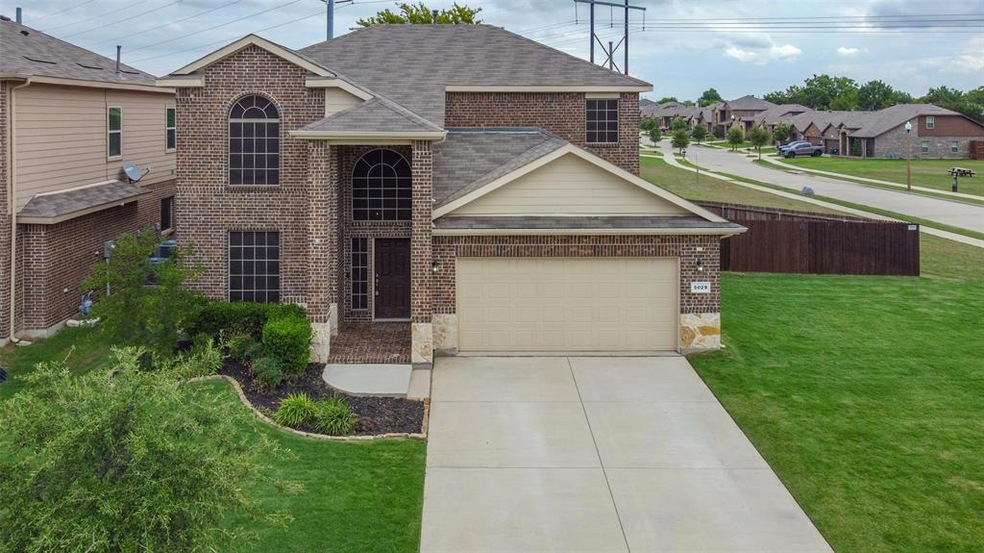 5029 Splitrock Dr, Denton, TX 76210 - photo 1