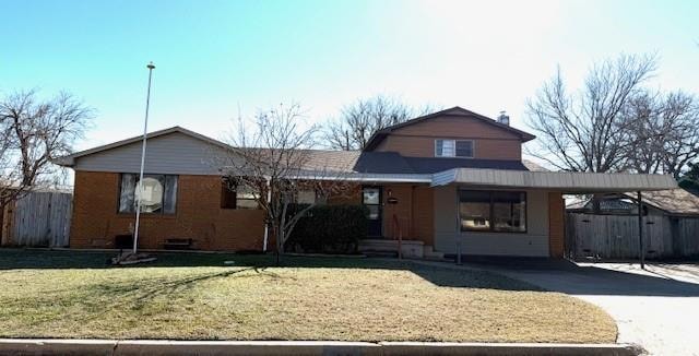 2208 Lee Dr, Altus, OK 73521 - photo 1