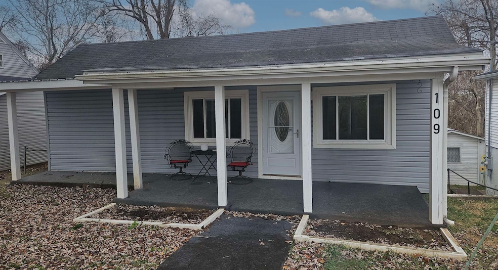 109 Gilbert St, Huntington, WV 25705 - photo 1