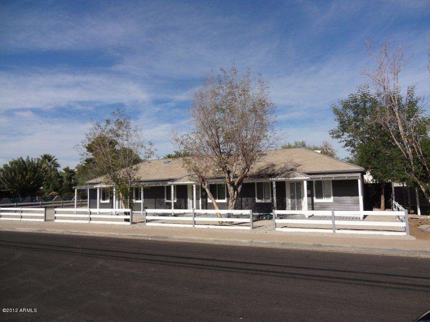 Front of 3-plex