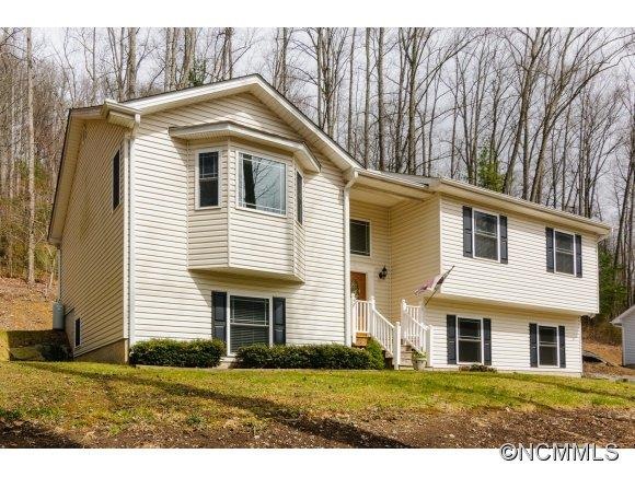 682 Salisbury Rd, Hendersonville, NC 28792 - photo 1